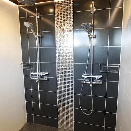 Apartman Luxury In The Heart Of Pello